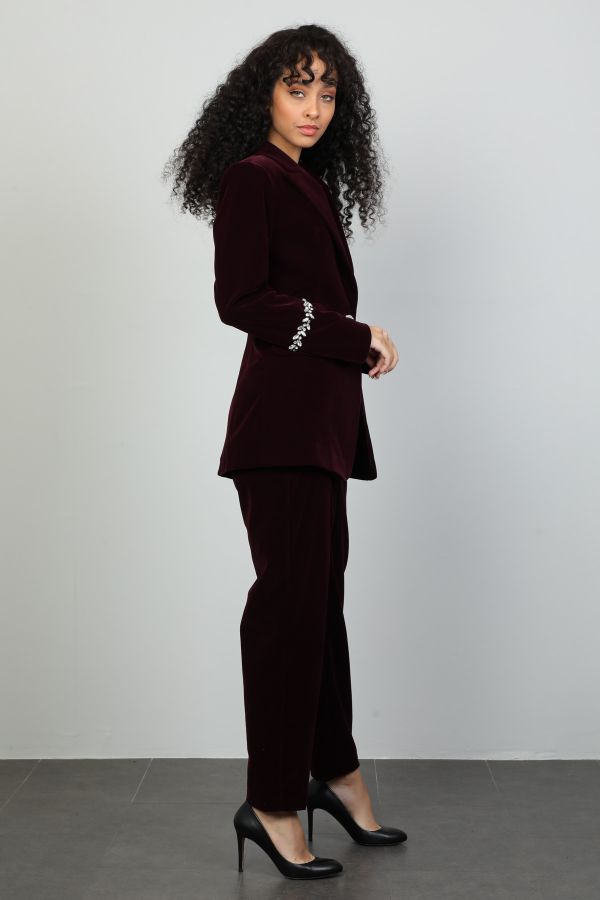 Picture of Womma 73608 BURGUNDY Women Suit