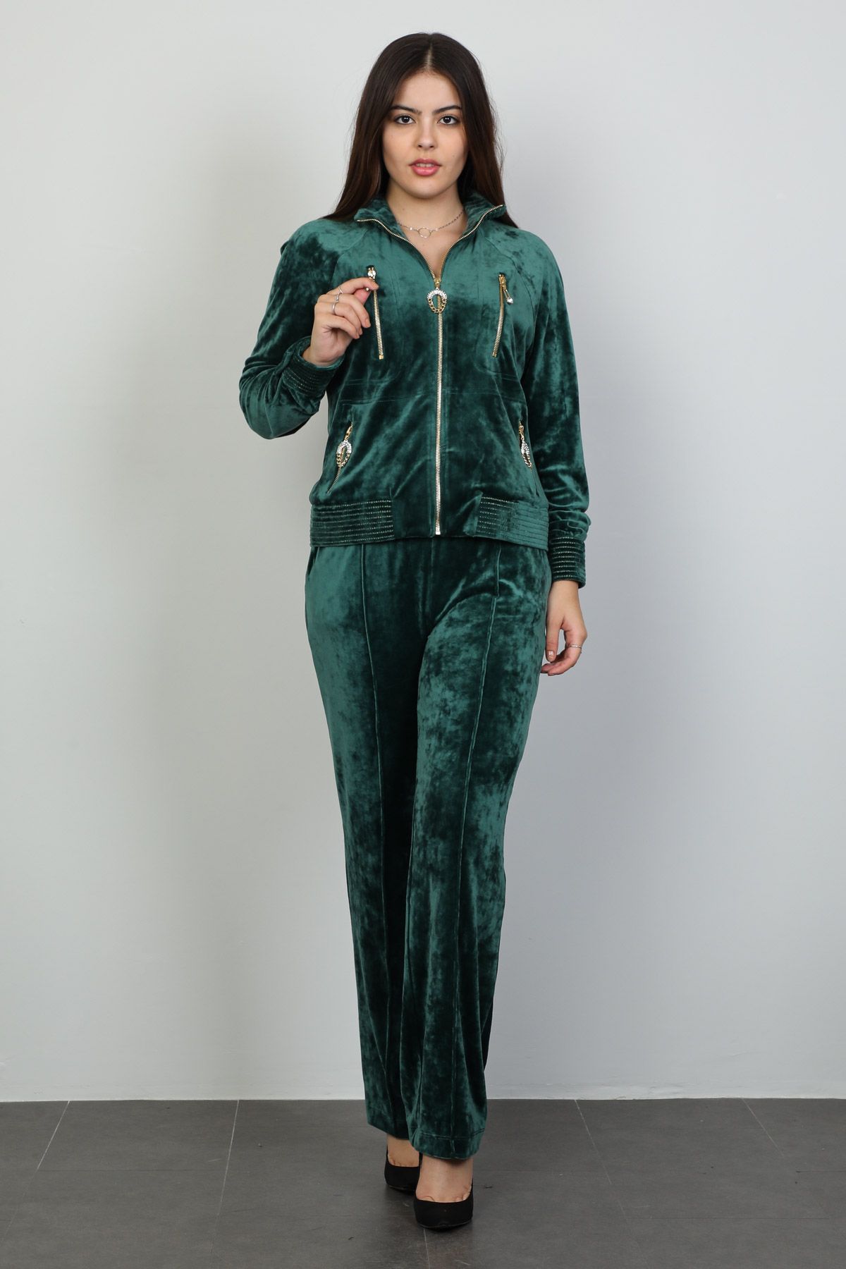 Green velvet womens on sale suit