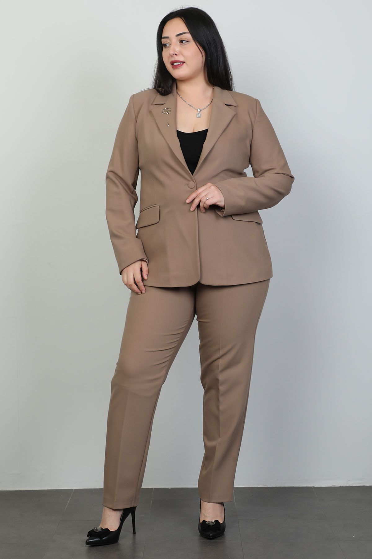 Wioma 4126xl BROWN Plus Size Women Suit