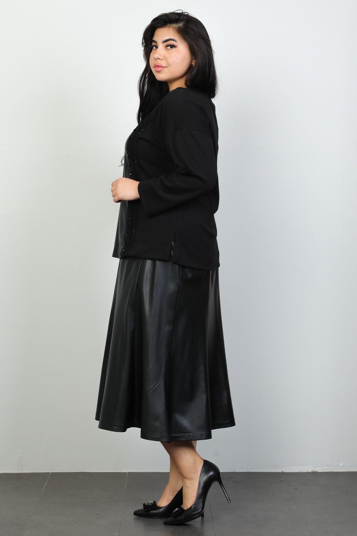 Plus size black shop leather skirt suit