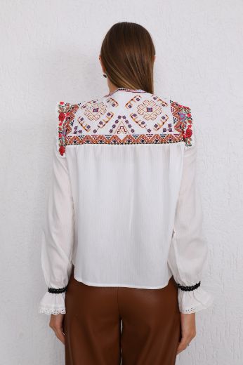 Picture of ES-Q E5128 WHITE Women Blouse