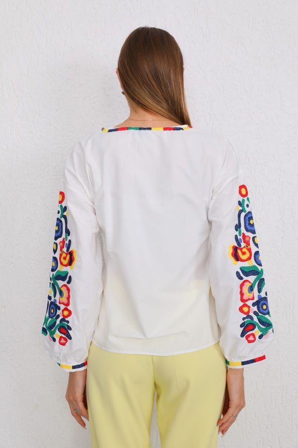 Picture of ES-Q E5453 WHITE Women Blouse