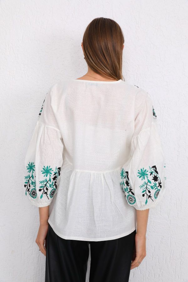 Picture of ES-Q E5270 WHITE Women Blouse