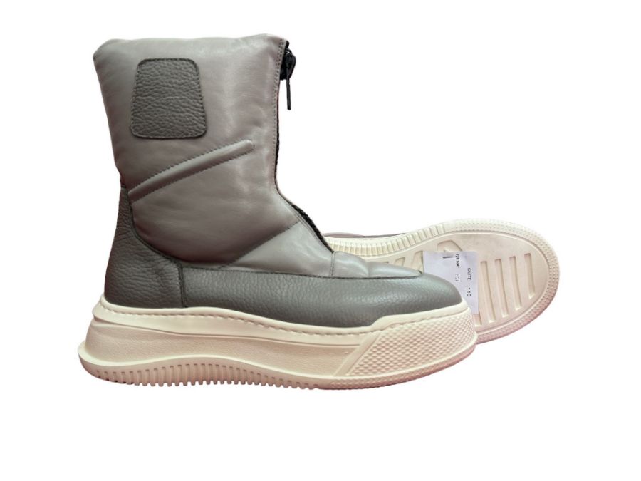 Picture of Bestina Shoes 110 F.27 SCK AST ST Women Boots