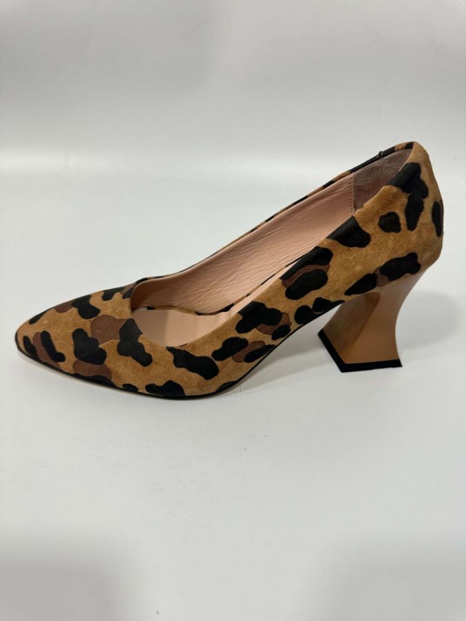 Picture of Selfiron 1293 LEOPAR DERİ TBN JURDAN ST Women Daily Shoes