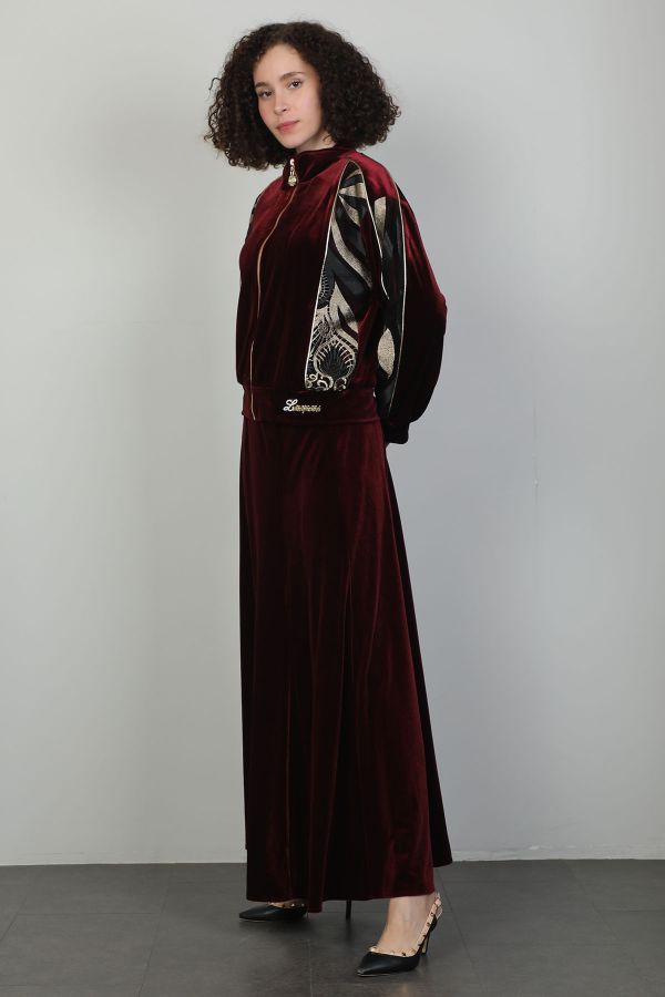 Picture of Lasagrada K9457 BURGUNDY Women Suit