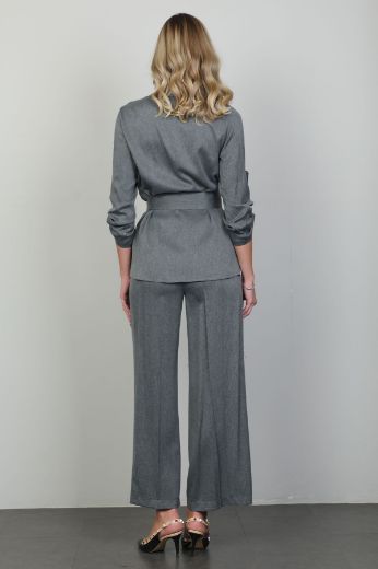 Picture of Of White 2248116 GREY Women Suit