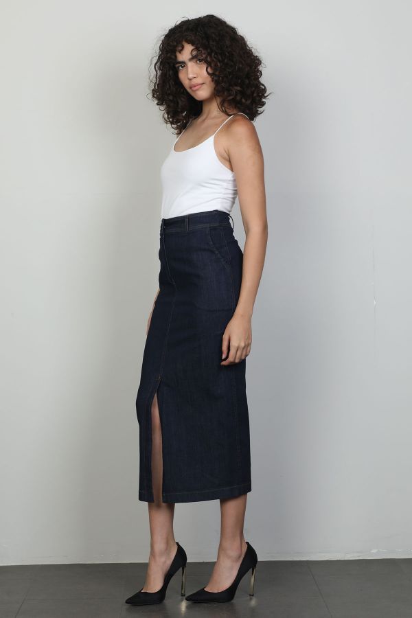 Picture of Of White 2242000 NAVY BLUE Women's Trousers