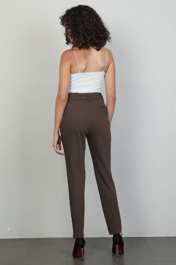 Picture of Of White 2244306 BROWN Women's Trousers