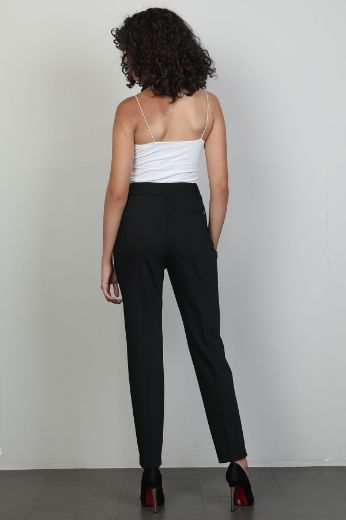 Picture of Of White 2244306 BLACK Women's Trousers