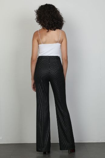 Picture of Of White 2244502 BLACK Women's Trousers