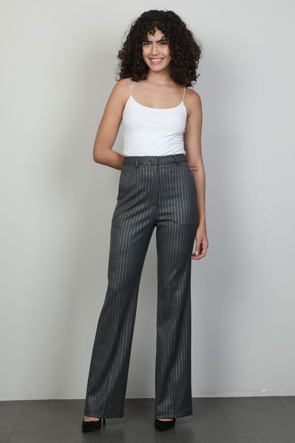 Picture of Of White 2244502 GREY Women's Trousers